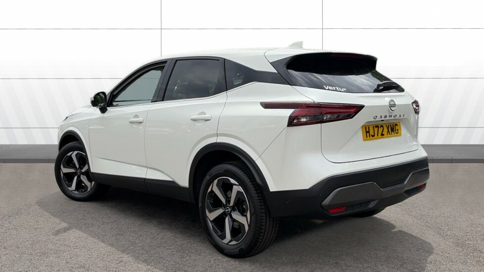 Nissan Qashqai N-connecta HJ72XMG White #2