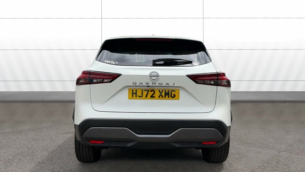 Nissan Qashqai N-connecta HJ72XMG White #6