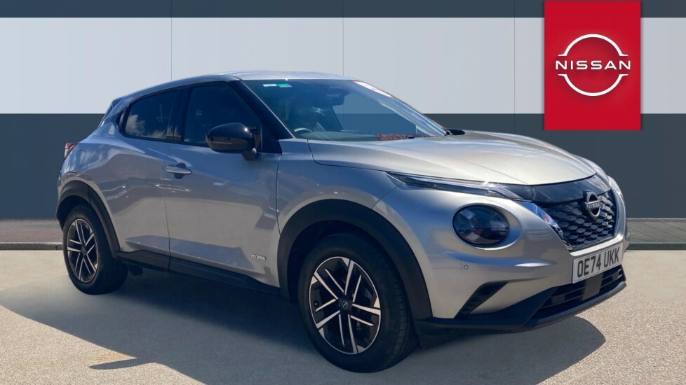 Nissan Juke N-connecta Silver