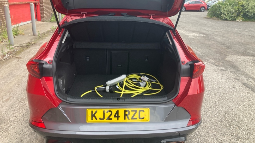 Cupra Formentor V1 KJ24RZC Red #4