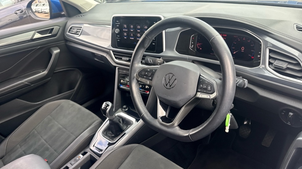 Volkswagen T-Roc Style Blue #6
