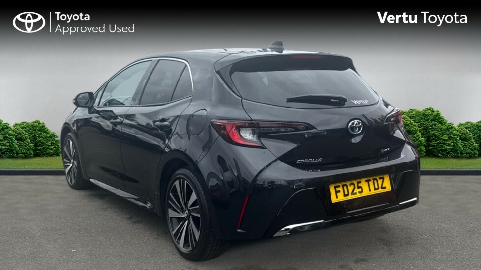 Toyota Corolla Design FD25TDZ Black #4