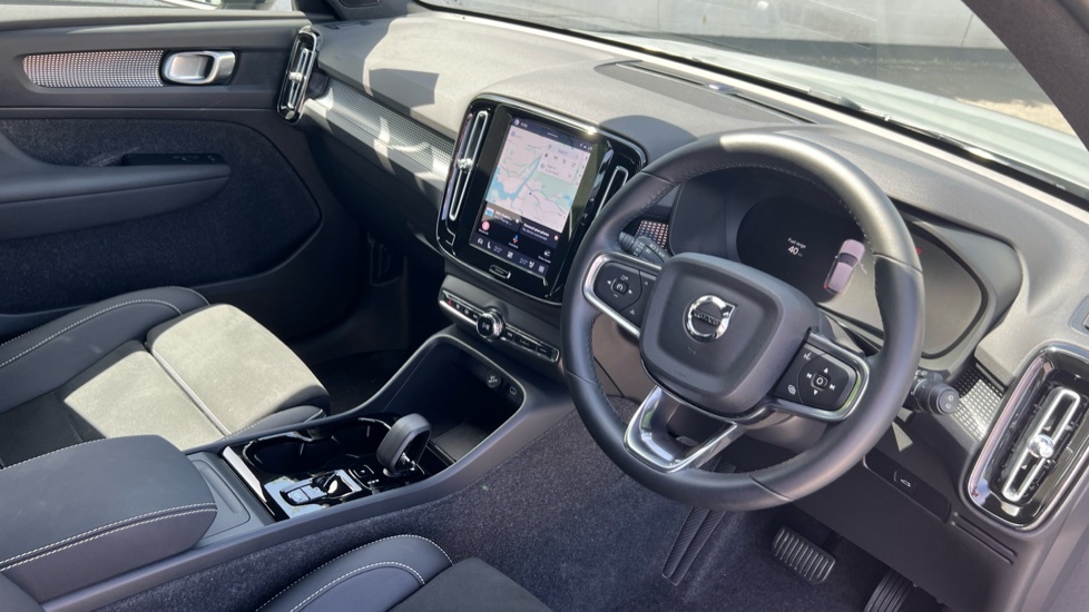 Volvo XC40 Plus WF25FGA Grey #4