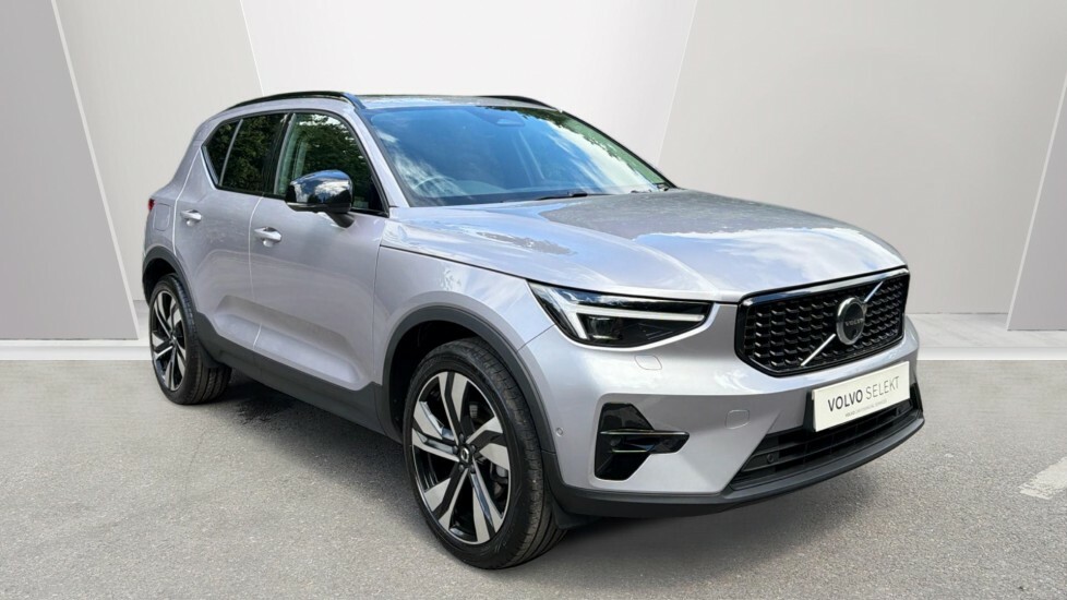 Volvo XC40 Ultra Silver