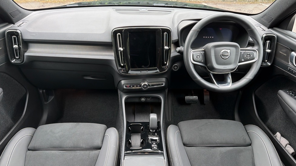 Volvo XC40 Ultra Black Edition RV25WNO Black #5