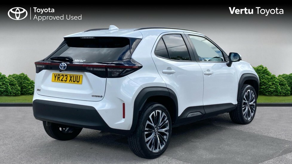 Toyota Yaris Cross Excel YR23XUU White #2