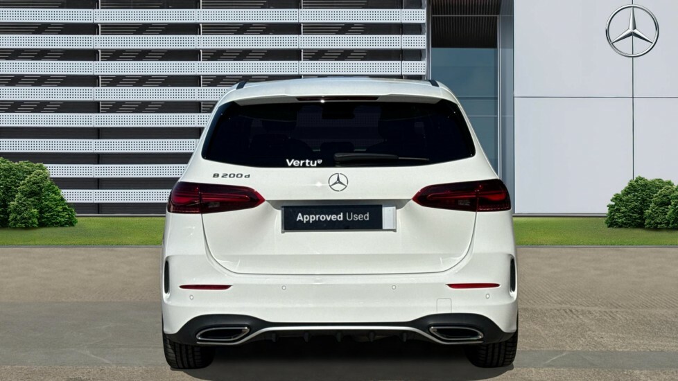 Mercedes-Benz B Class Amg Line WF24XFC White #6