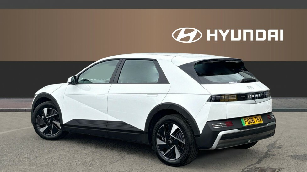 Hyundai Ioniq 5 Advance FD26TKX White #2