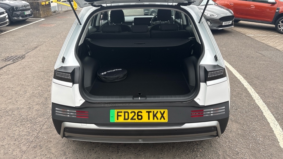 Hyundai Ioniq 5 Advance FD26TKX White #4