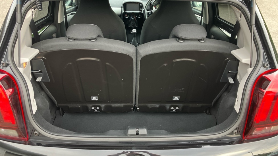 Peugeot 108 Allure Black #4
