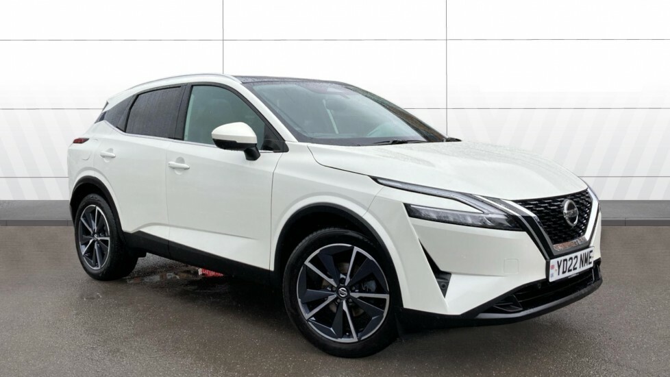 Nissan Qashqai Tekna White