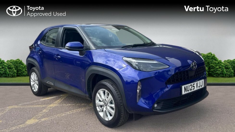 Toyota Yaris Cross Icon Blue