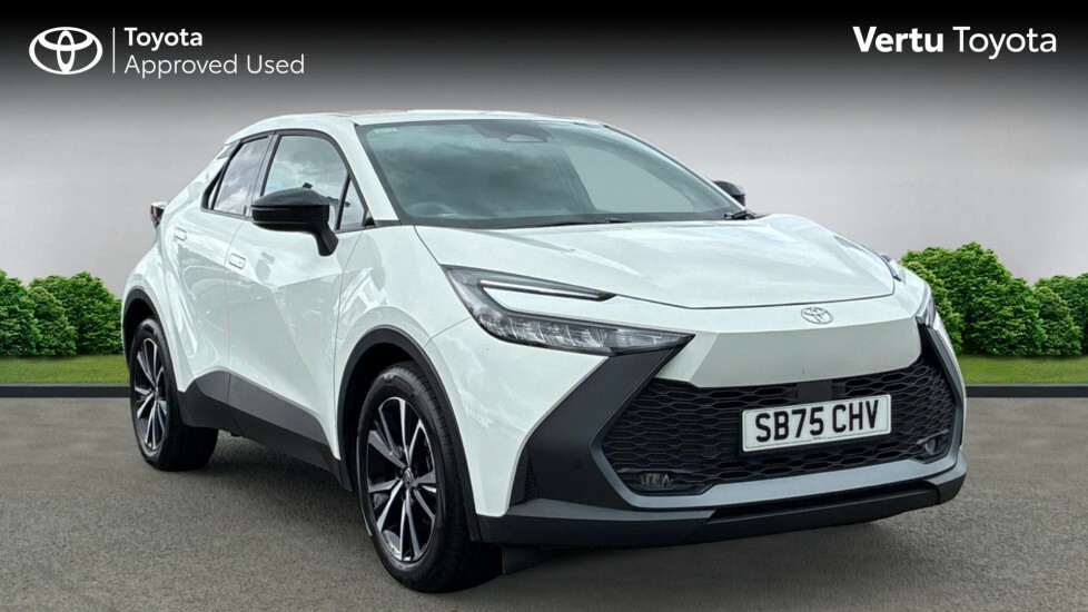 Toyota C-Hr Design White