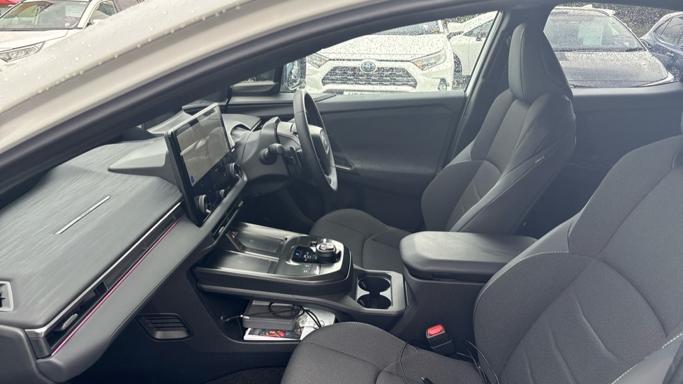 Toyota C-Hr Design White #5