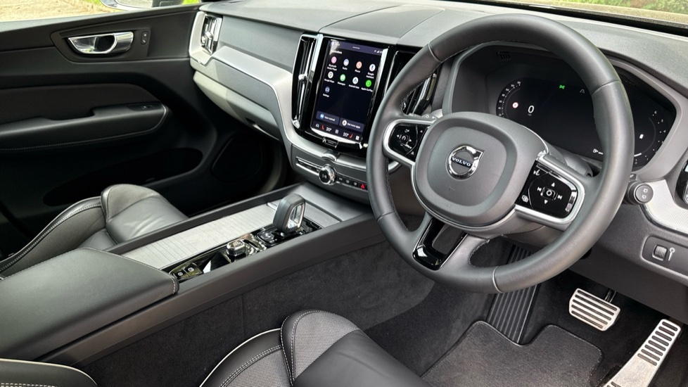 Volvo XC60 R Design Grey #4