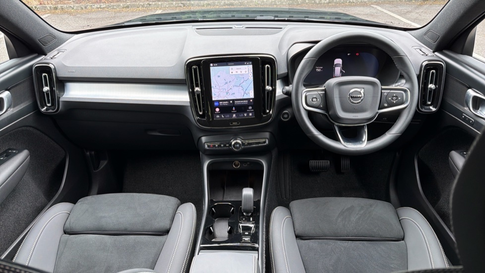 Volvo XC40 Plus RV75YKE Black #5
