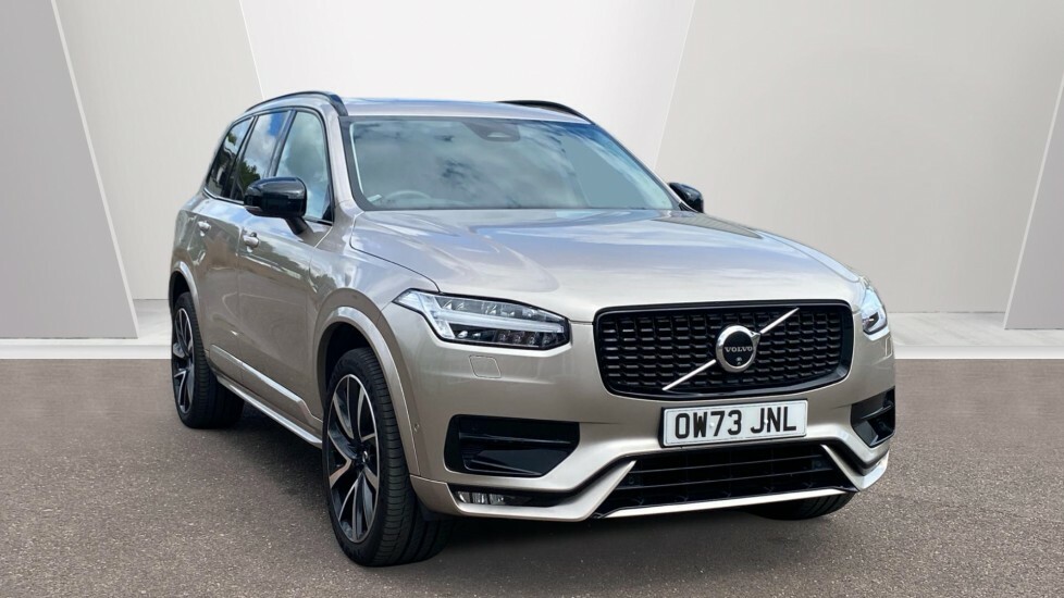 Volvo XC90 Plus Gold