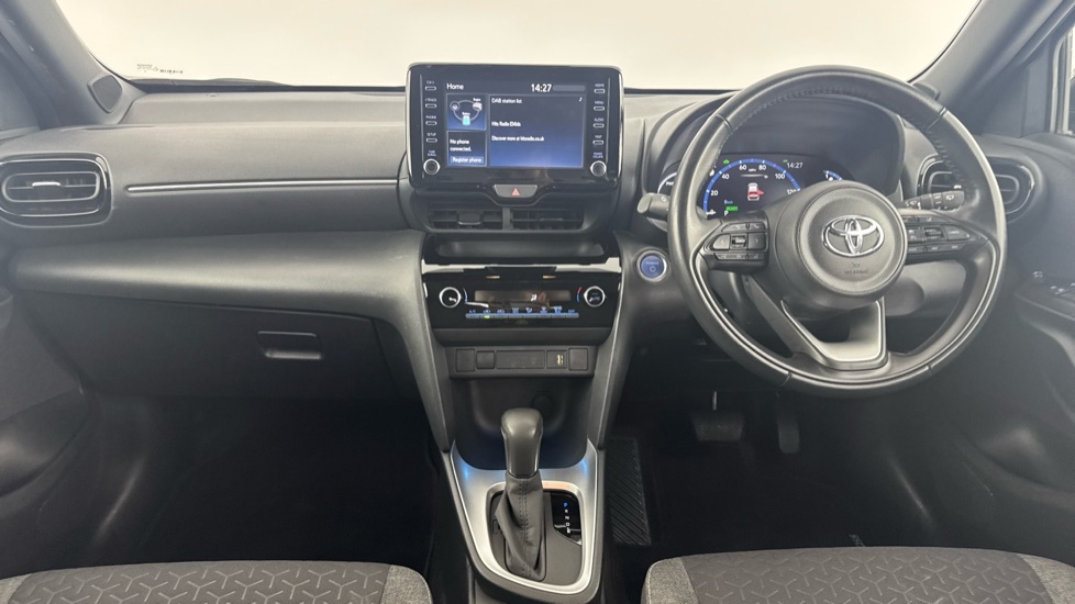 Toyota Yaris Cross Design White #6