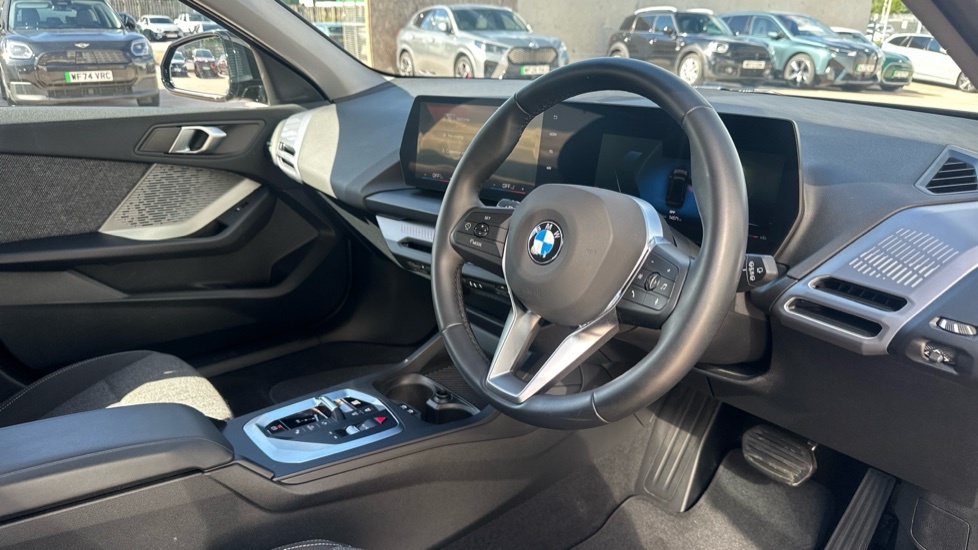 BMW 1 Series Sport Black #6