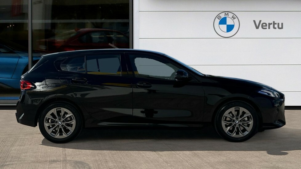 BMW 1 Series Sport Black #3