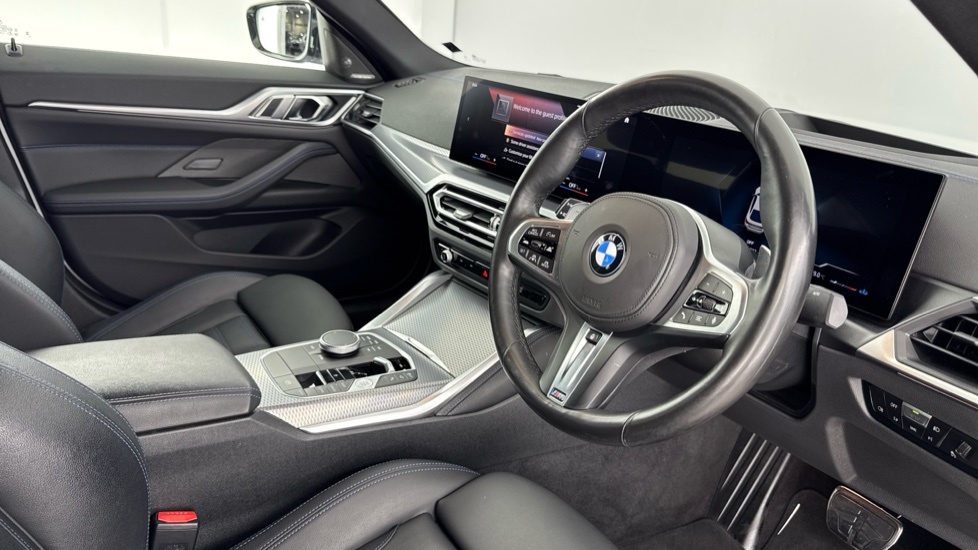 BMW 4 Series M440i YG74UWS White #6