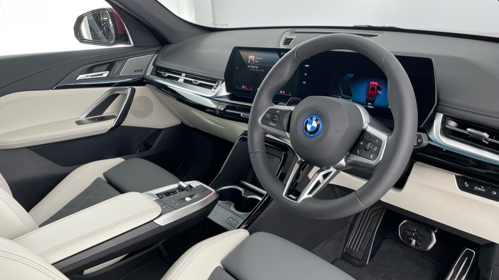 BMW iX1 Shadow Edition YG26WHA Red #6