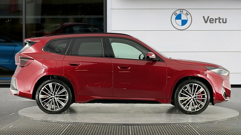 BMW iX1 Shadow Edition YG26WHA Red #3