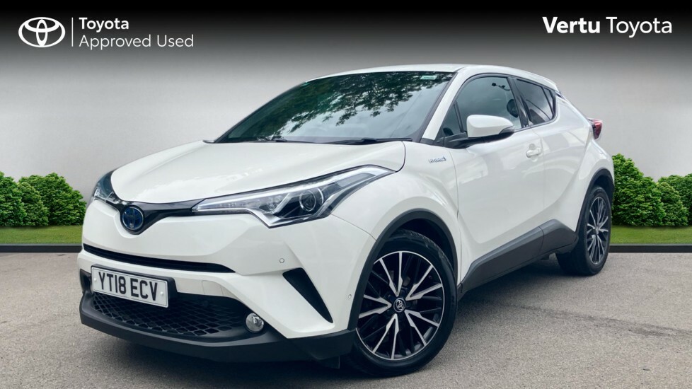 Toyota C-Hr Excel White #3