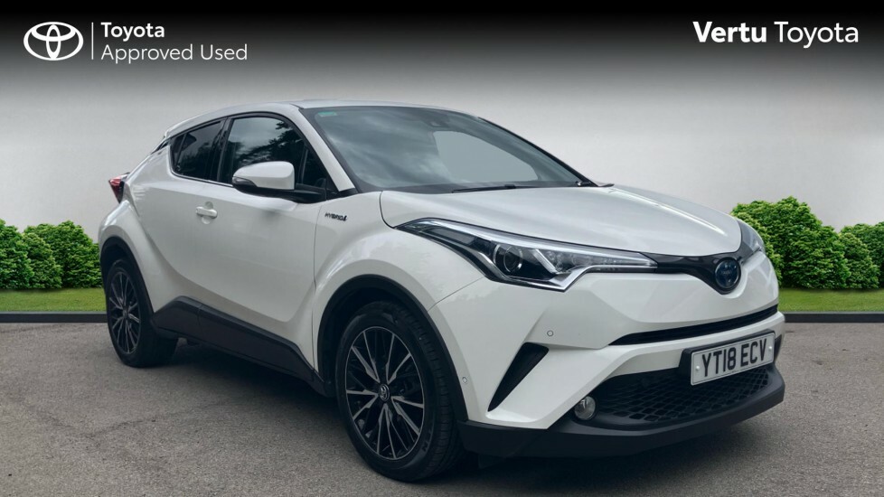 Toyota C-Hr Excel White