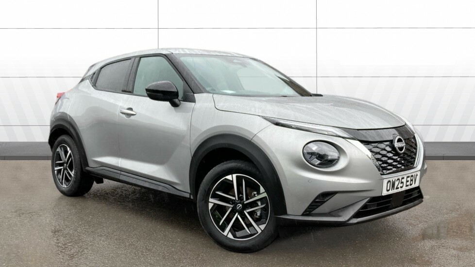 Nissan Juke N-connecta Silver