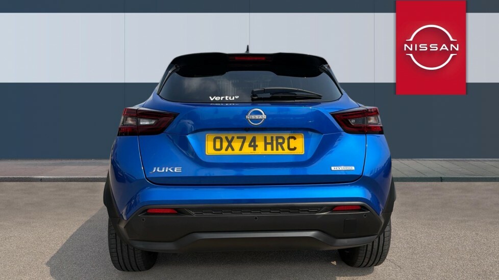 Nissan Juke Tekna Blue #6