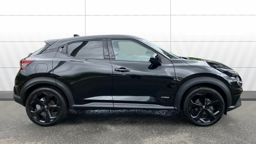 Nissan Juke Tekna Black #5