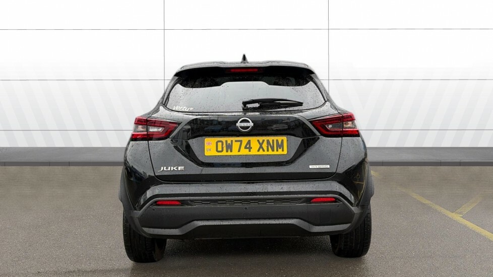 Nissan Juke Tekna Black #6