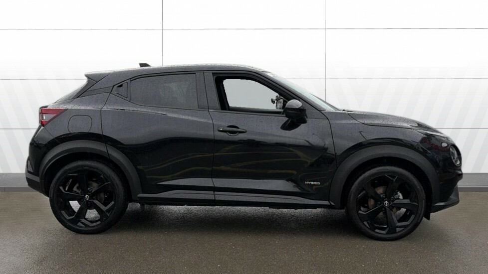 Nissan Juke Tekna Black #5