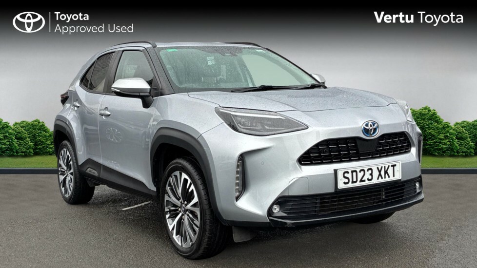 Toyota Yaris Cross Excel Silver