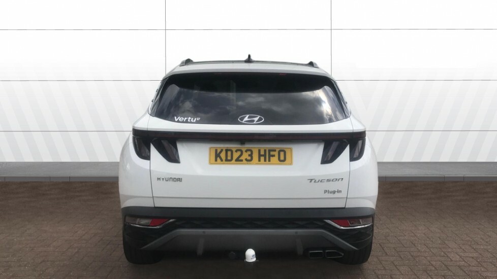 Hyundai Tucson Ultimate White #6