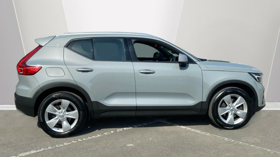 Volvo XC40 Core Grey #3