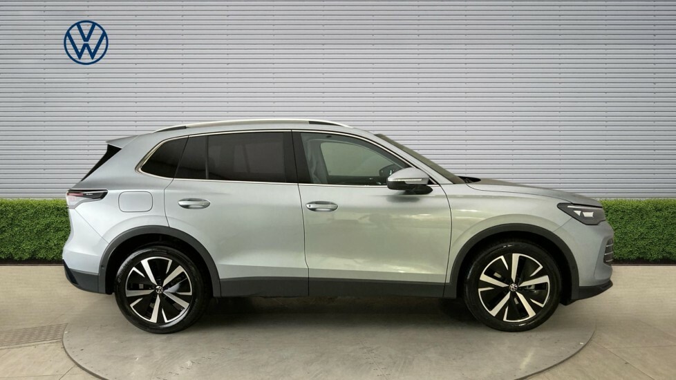 Volkswagen Tiguan Elegance Silver #4