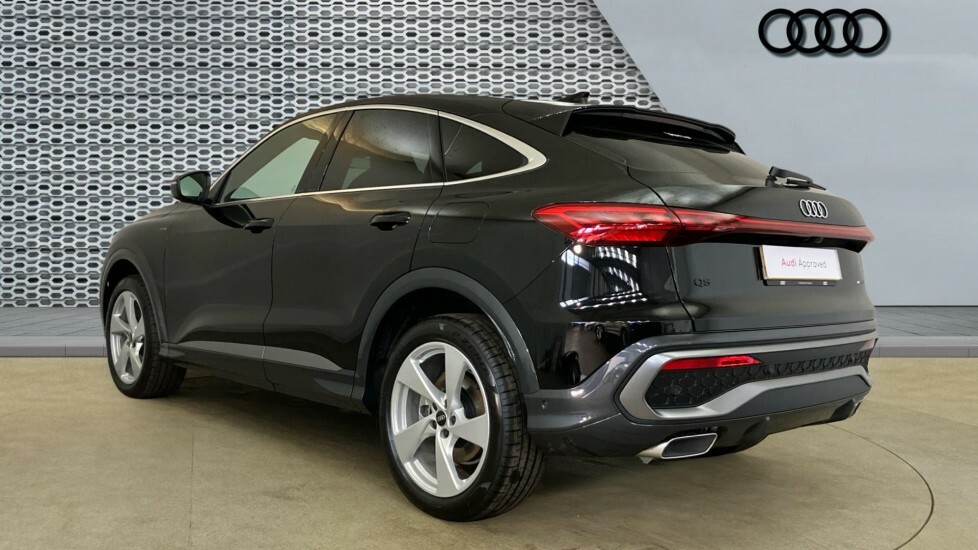 Audi Q5 S Line VO26YBD Black #3