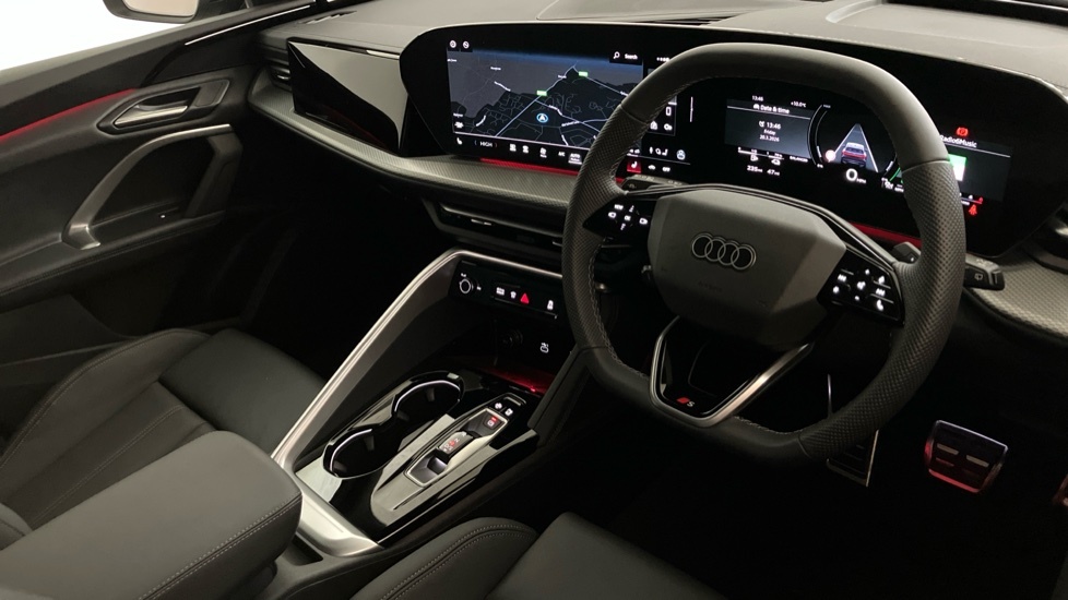 Audi Q5 S Line VO26YBD Black #6