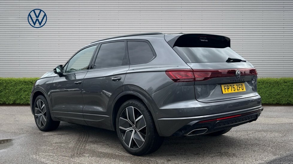 Volkswagen Touareg Black Edition FP75ZFD Grey #3