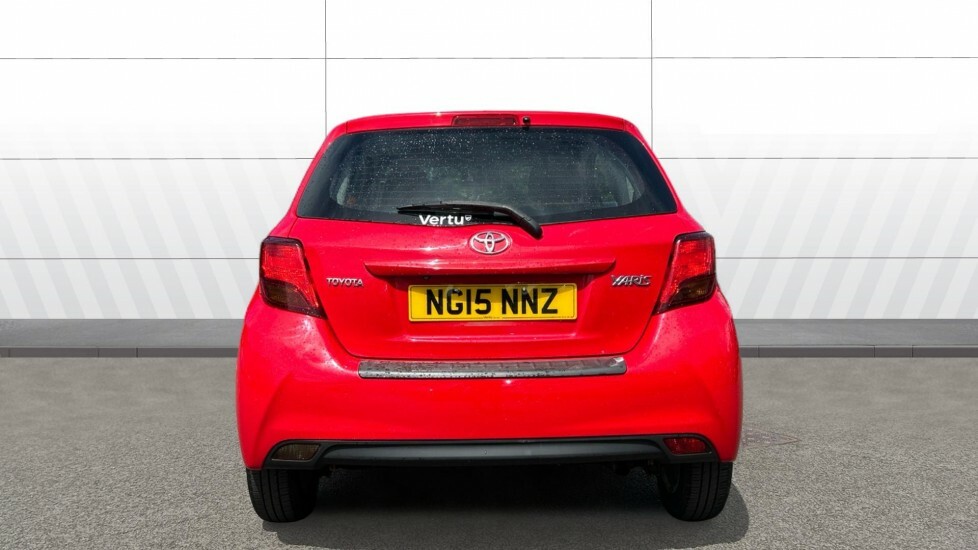 Toyota Yaris Icon Red #6