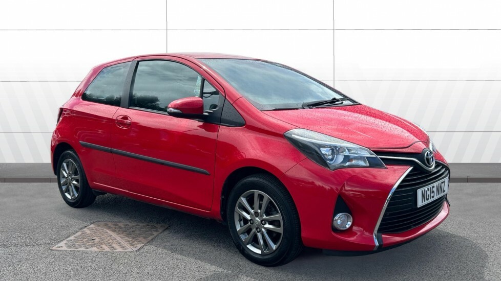 Toyota Yaris Icon Red