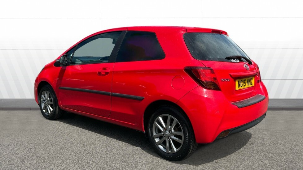 Toyota Yaris Icon Red #2