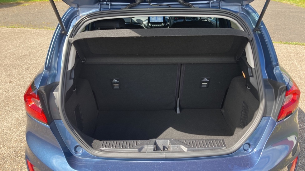 Ford Fiesta Active Blue #4