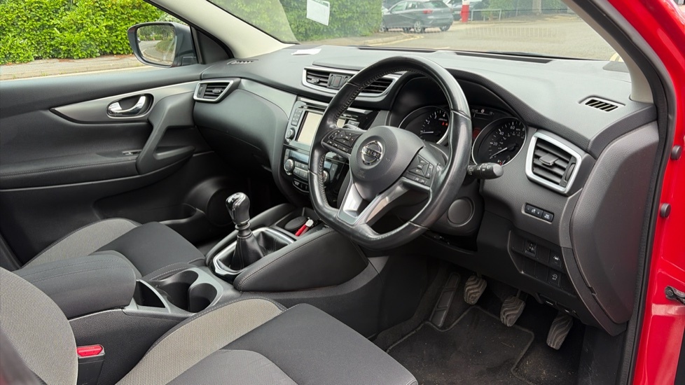 Nissan Qashqai N-connecta NX18JPF Red #6