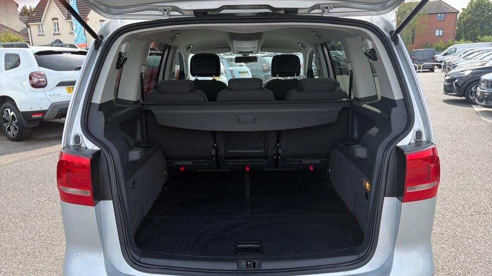 Volkswagen Touran Bluemotion Tech Se Silver #4