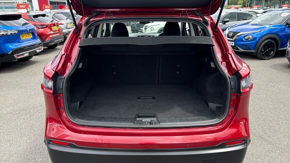 Nissan Qashqai Acenta Red #4