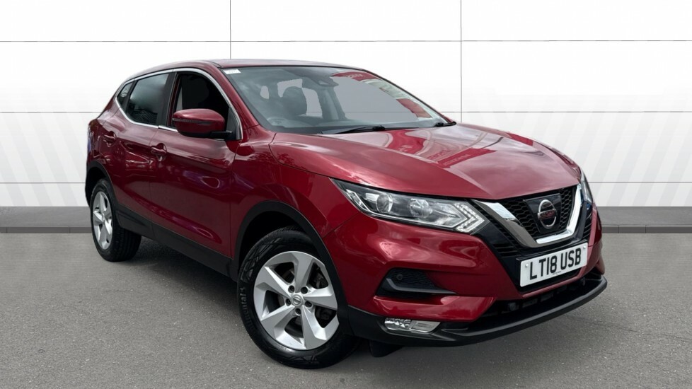 Nissan Qashqai Acenta Red