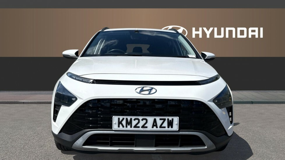Hyundai Bayon Premium White #3